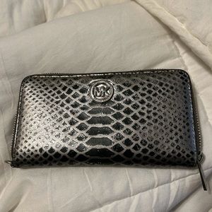 Vintage Michael Kors snakeskin wallet